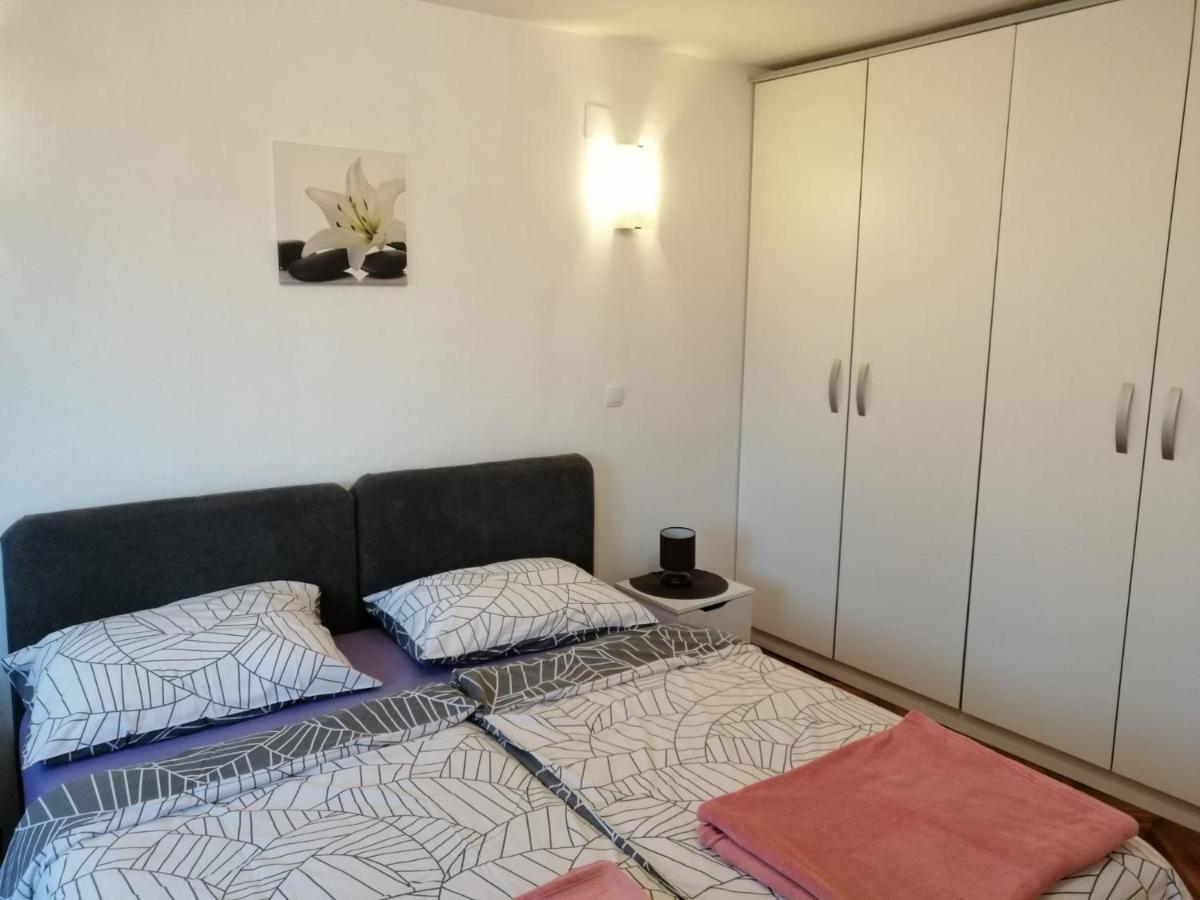 Apartman Gobac Карловаць Екстер'єр фото